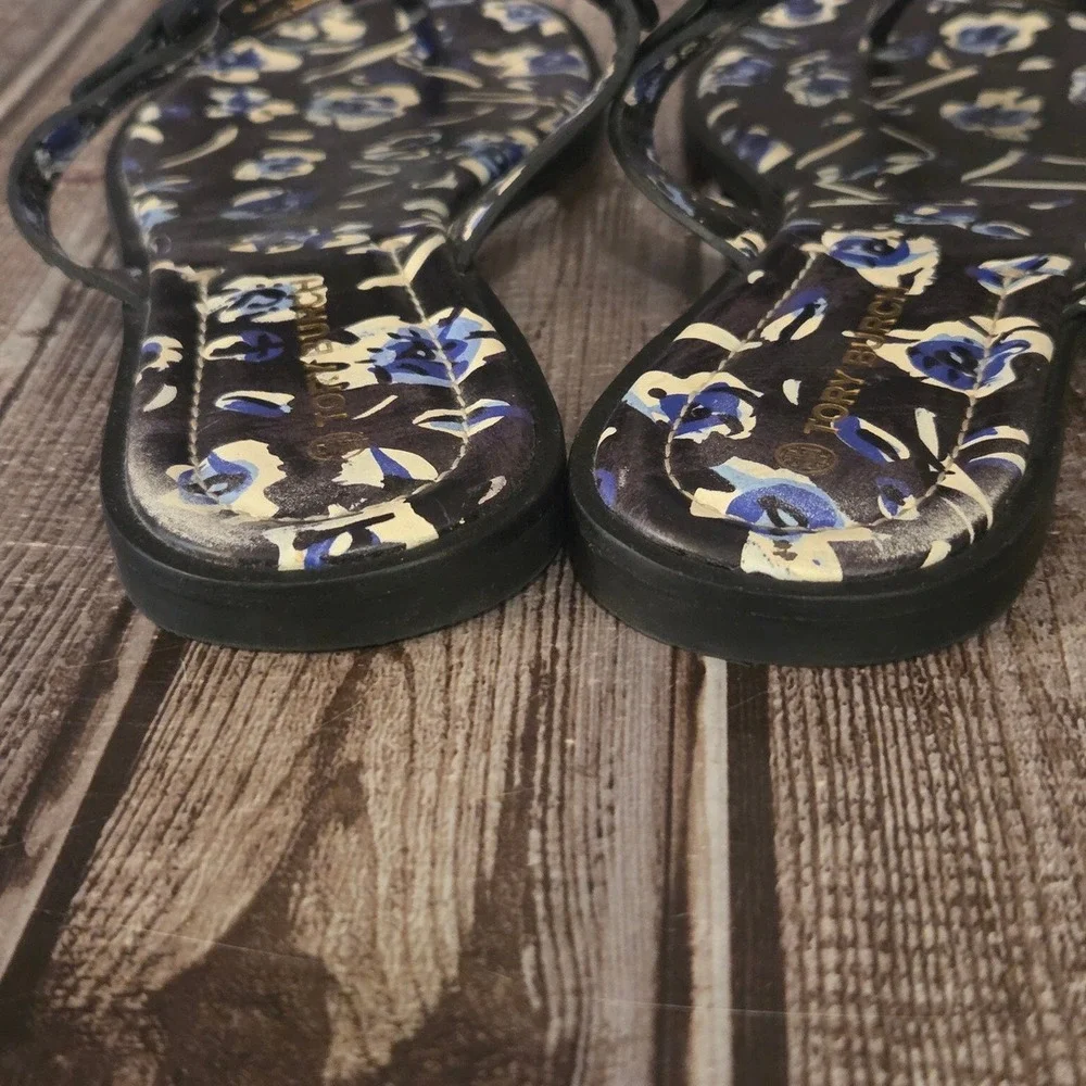 Tory Burch very good